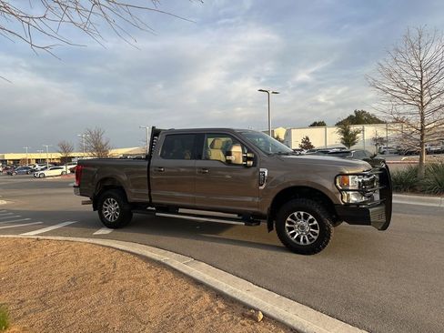 Used 2022 Ford F250 Lariat w/ Lariat Ultimate Package image 9