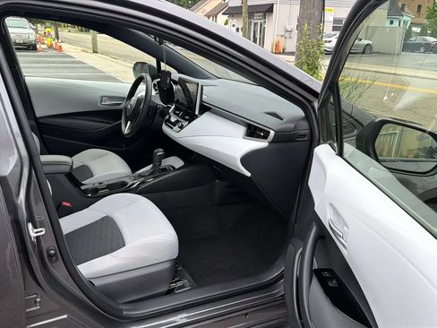 Used 2023 Toyota Corolla SE FWD image 25