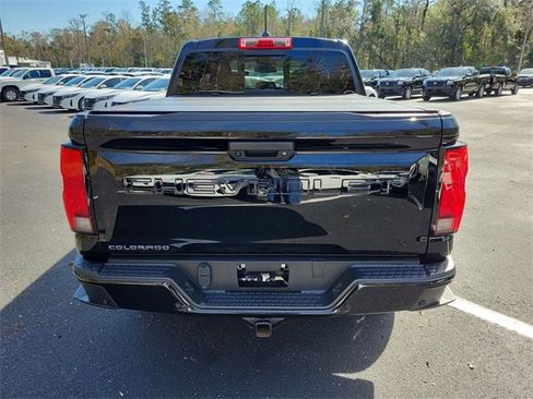 Used 2024 Chevrolet Colorado Z71 w/ Z71 Convenience Package 2 image 4