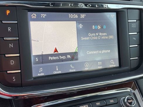 Used 2020 Lincoln Continental AWD w/ Premium Package image 21