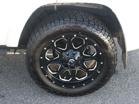 Used 2015 Toyota 4Runner SR5 AWD/4WD image 36