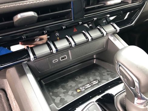 New 2026 Chevrolet Colorado LT w/ LT Convenience Package image 28