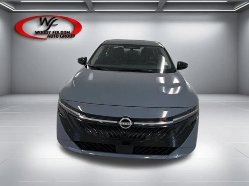 New 2026 Nissan Sentra SR w/ Floor Mat Package FWD image 2