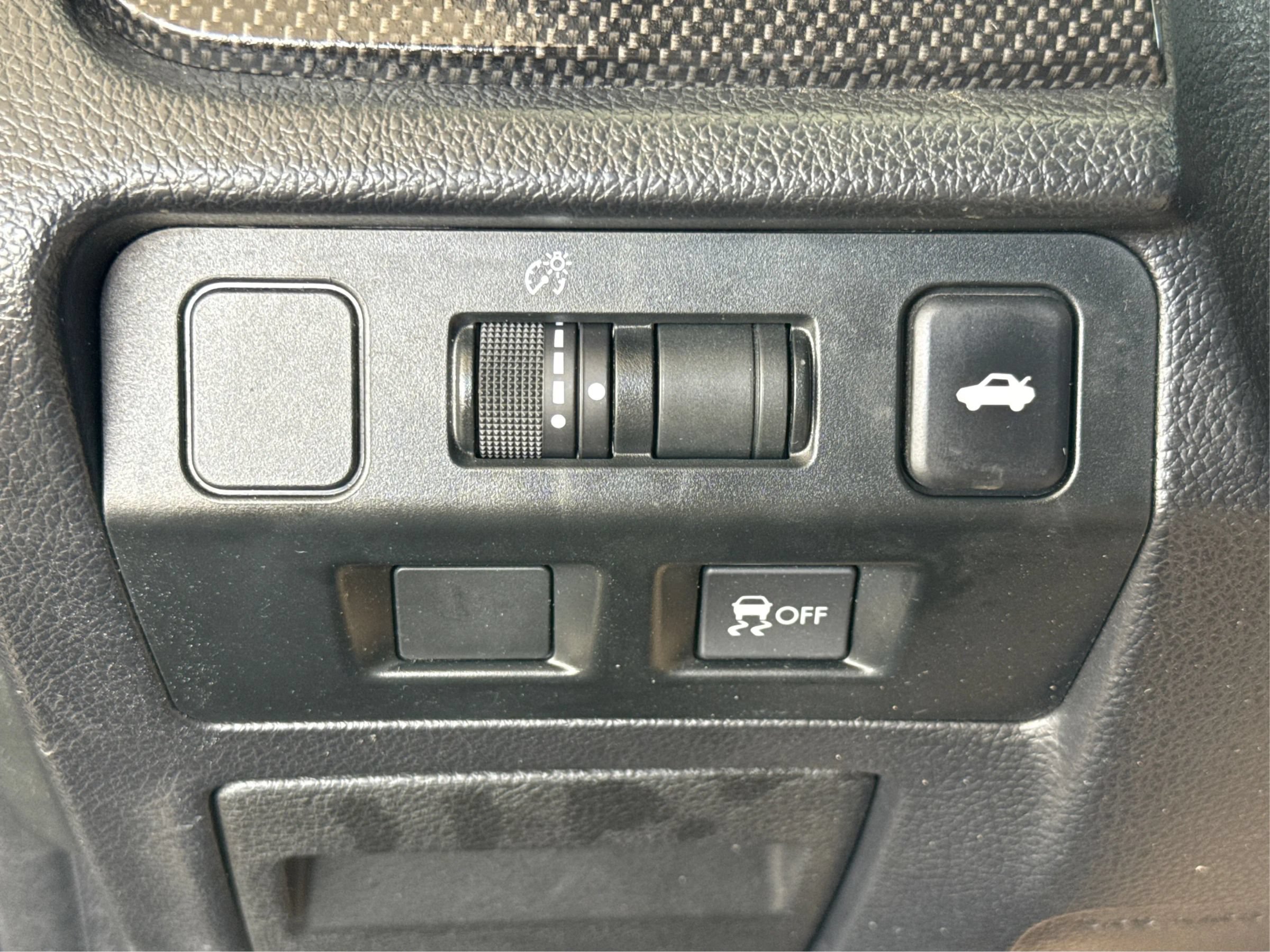 Used 2017 Subaru WRX AWD/4WD image 18