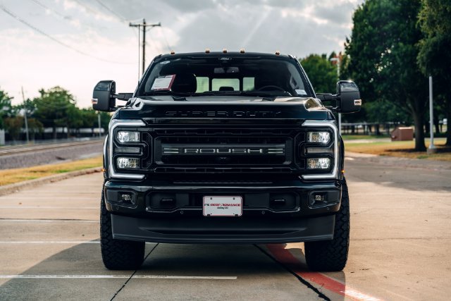 New 2026 Ford F350 Lariat w/ Black Appearance Package AWD/4WD image 2