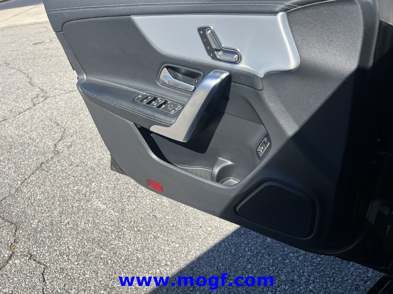 Used 2025 Mercedes-Benz CLA 250 4MATIC image 18