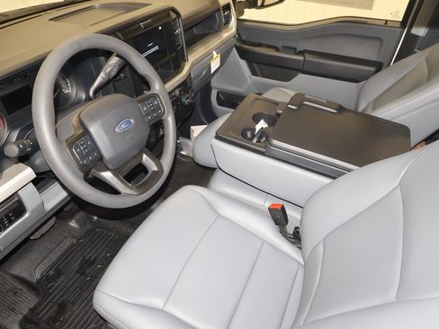 New 2025 Ford F350 XL w/ XL Chrome Package image 20