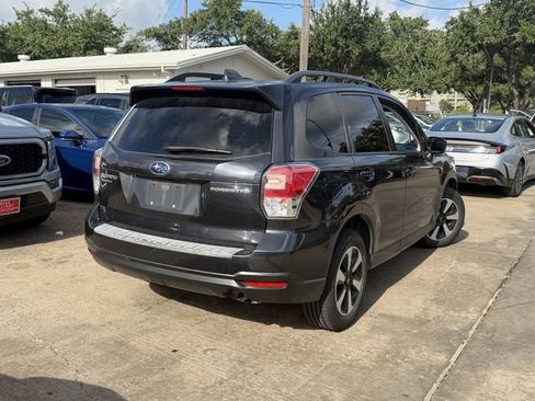 Used 2018 Subaru Forester 2.5i Premium AWD/4WD image 5