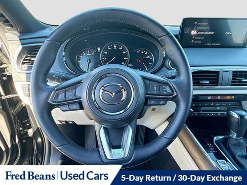 Used 2023 MAZDA CX-9 Signature image 13