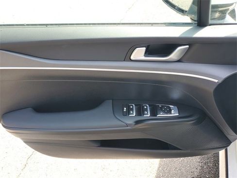 New 2026 Kia K5 LXS image 22