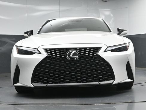 Used 2025 Lexus IS 300 w/ Premium Package RWD image 23