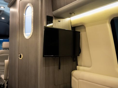 Used 2021 Mercedes-Benz Sprinter 3500 image 81