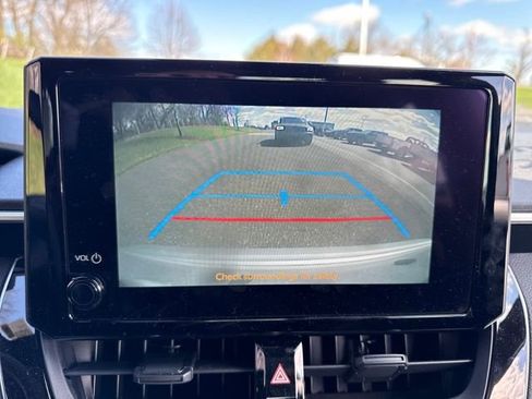 Used 2026 Toyota Corolla SE image 28