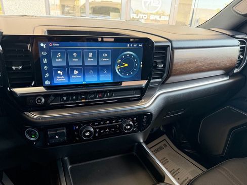 Used 2024 Chevrolet Silverado 3500 High Country w/ Technology Package AWD/4WD image 16