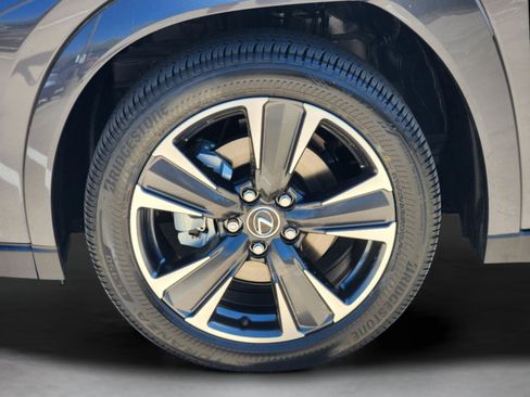 New 2026 Lexus UX 300h FWD image 6