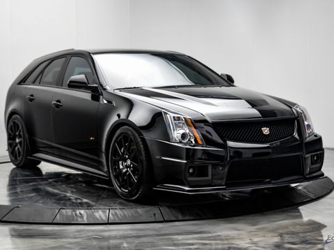 Used 2013 Cadillac CTS V image 19