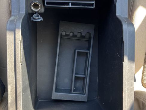 Used 2016 Ford F350 XLT w/ Snow Plow Prep Package image 36