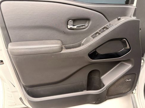 Used 2022 Nissan Frontier PRO-4X w/ Pro-4X Premium Package image 20