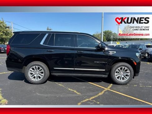 Used 2024 GMC Yukon Denali AWD/4WD image 3