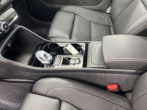 New 2026 Volvo XC40 B5 Plus w/ Protection Package Premier image 15