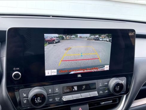 Used 2024 Toyota Grand Highlander AWD image 26