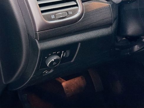 Used 2018 Jeep Grand Cherokee Laredo image 10