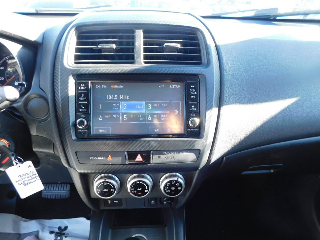 Used 2020 Mitsubishi Outlander Sport ES FWD image 27