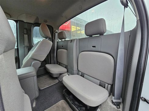 Used 2012 Nissan Frontier S w/ S Preferred Pkg image 12