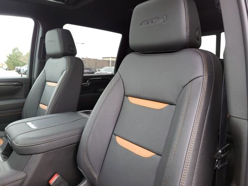 New 2026 GMC Sierra 2500 AT4 w/ AT4 Premium Plus Package image 18