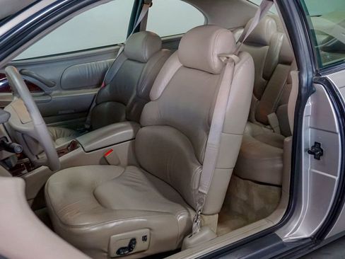 Used 1997 Buick Riviera Supercharged Coupe image 9