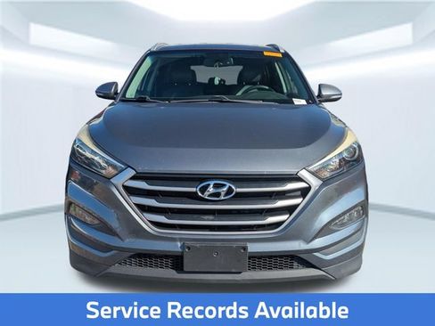 Used 2017 Hyundai Tucson SE Plus AWD/4WD image 4