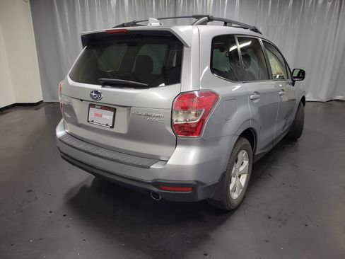 Used 2016 Subaru Forester 2.5i Limited AWD/4WD image 9