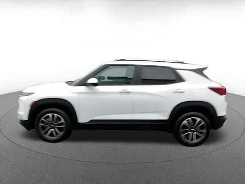 Used 2025 Chevrolet TrailBlazer LT image 8