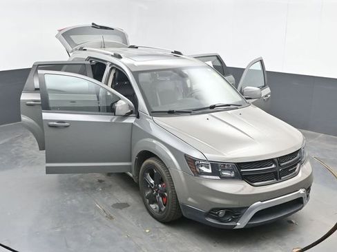 Used 2020 Dodge Journey Crossroad FWD image 49