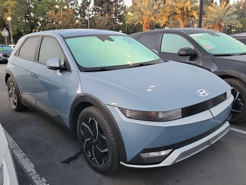 Certified 2024 Hyundai Ioniq 5 SEL image 2