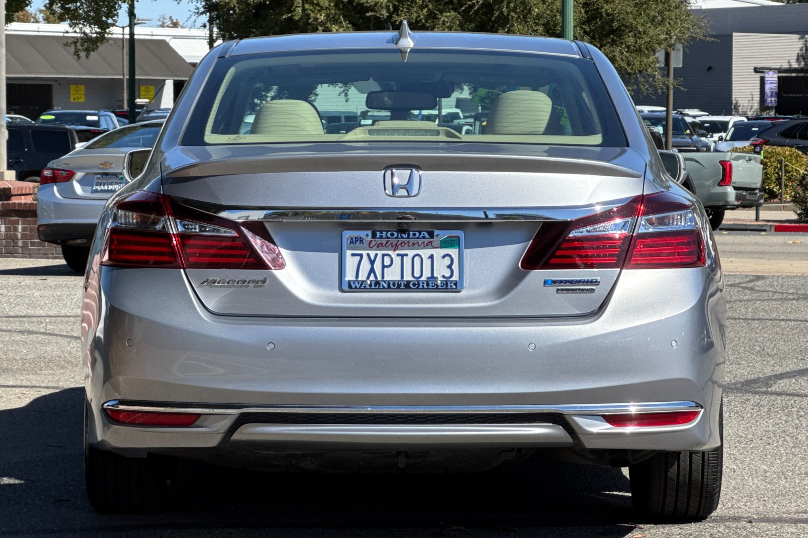 Used 2017 Honda Accord Touring image 5