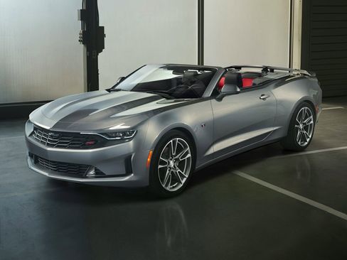 Used 2023 Chevrolet Camaro LT RWD image 1