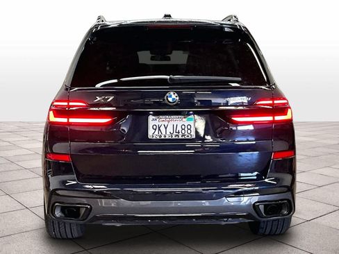 Used 2024 BMW X7 xDrive40i w/ M Sport Package AWD/4WD image 7