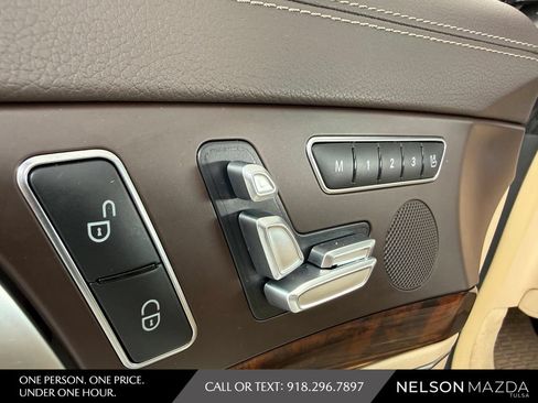 Used 2014 Mercedes-Benz SL 550 image 22