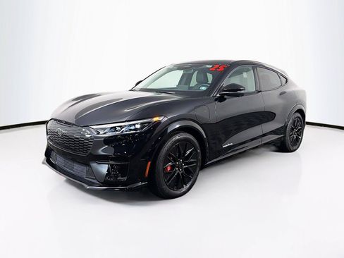 Used 2025 Ford Mustang Mach-E Premium w/ Sport Appearance Package AWD/4WD image 7