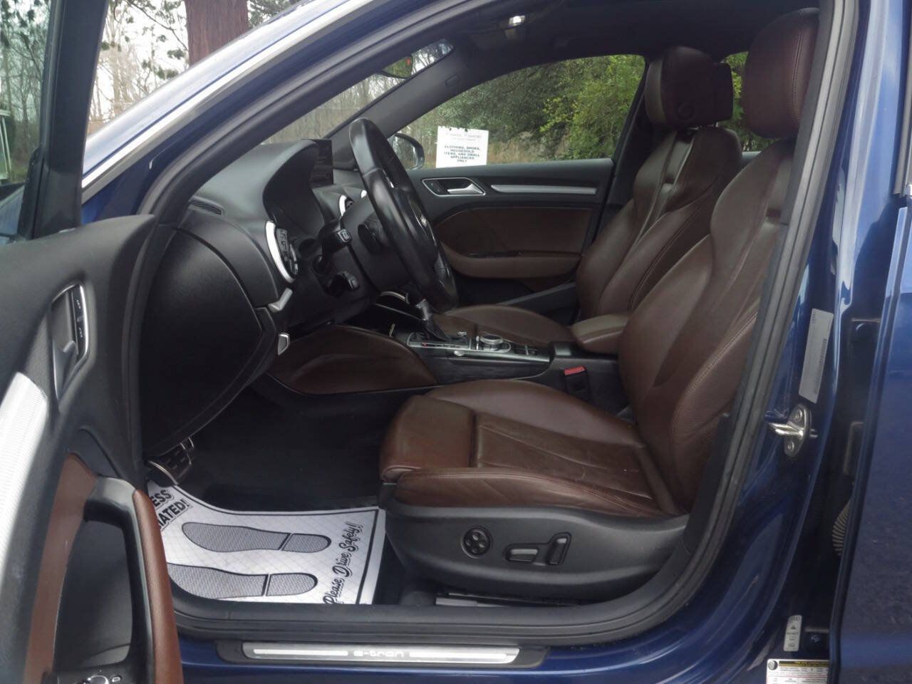 Used 2016 Audi A3 e-tron Prestige w/ Prestige Package FWD image 11