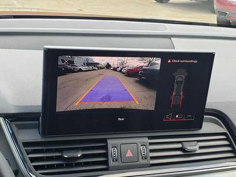 Used 2025 Audi Q5 2.0T Premium image 40