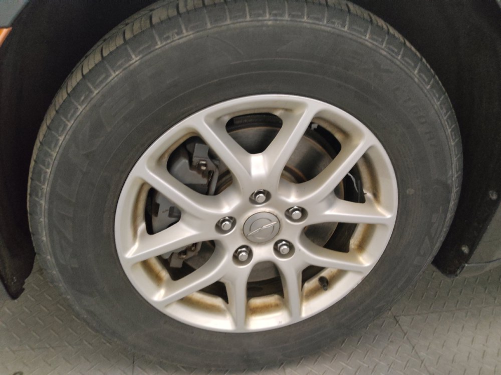 Used 2017 Chrysler Pacifica Touring FWD image 31