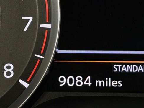 Used 2025 INFINITI QX60 Pure image 16