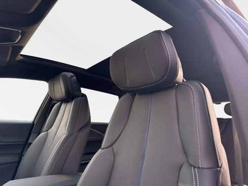 New 2026 Cadillac Lyriq Sport AWD/4WD image 19