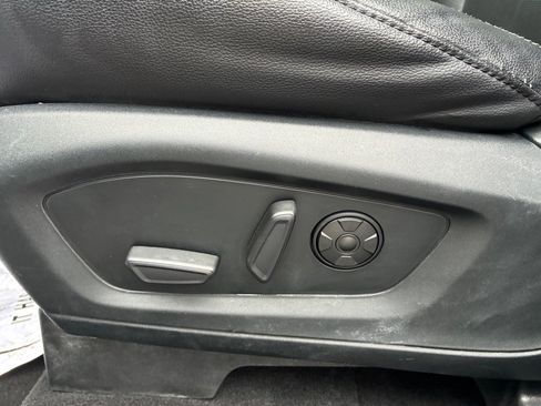 Used 2021 Ford Explorer ST w/ ST Street Pack image 44