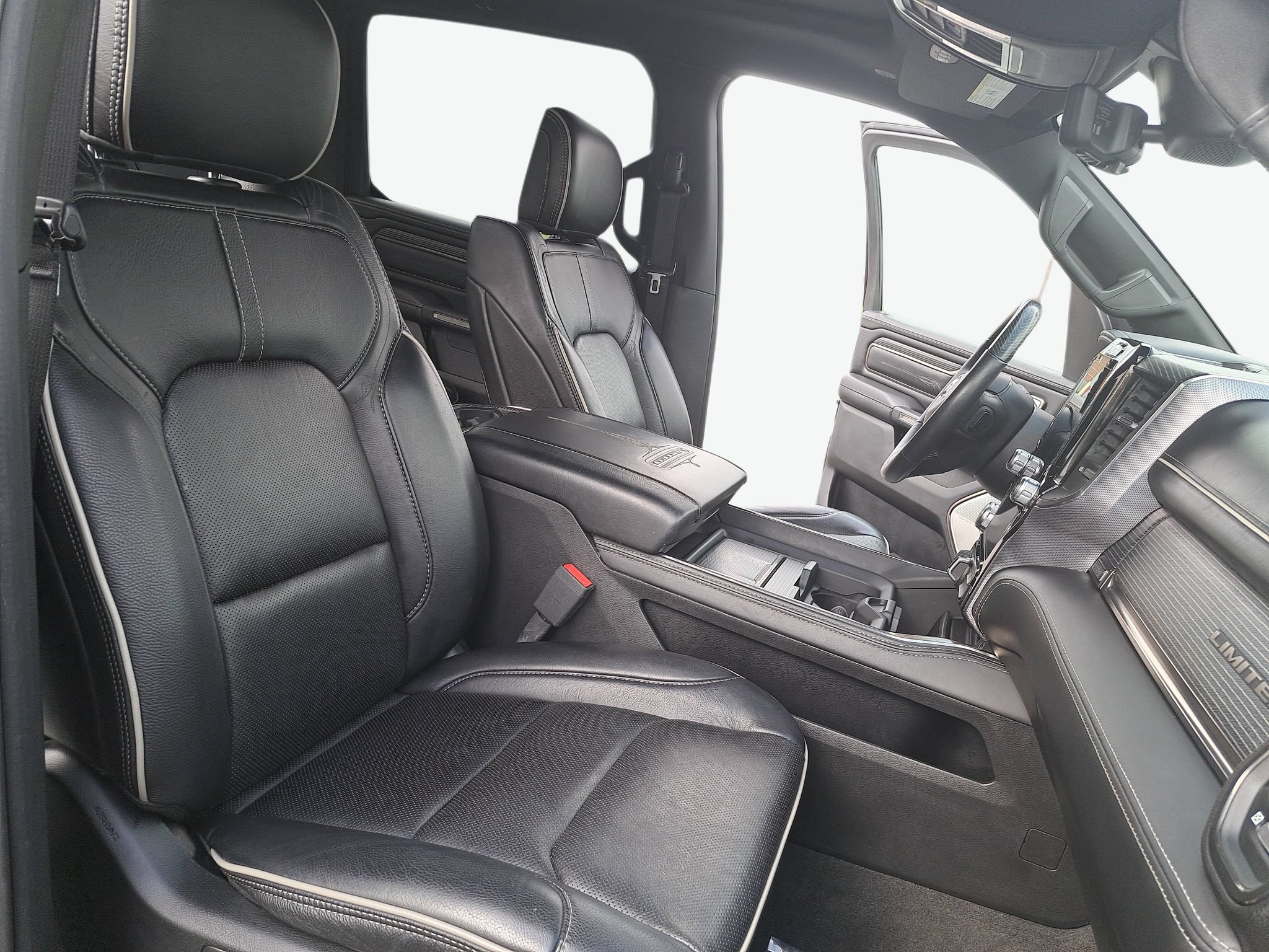 Used 2021 RAM 1500 Limited w/ Night Edition AWD/4WD image 10