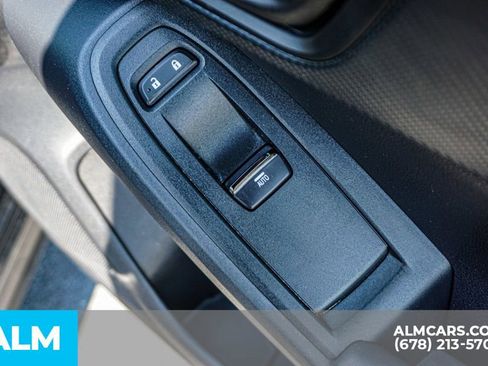 Used 2025 Subaru Crosstrek 2.0i Premium AWD/4WD image 54