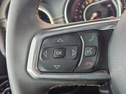 Used 2023 Jeep Gladiator Overland AWD/4WD image 23
