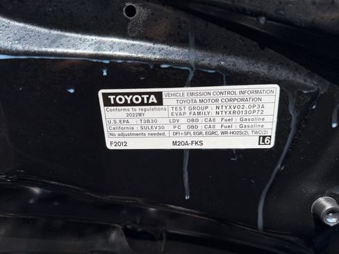 Used 2022 Toyota Corolla SE w/ Carpet Mat Package (TMS) FWD image 36